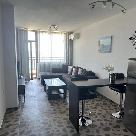 Roman Apartment Apartmán Carevo