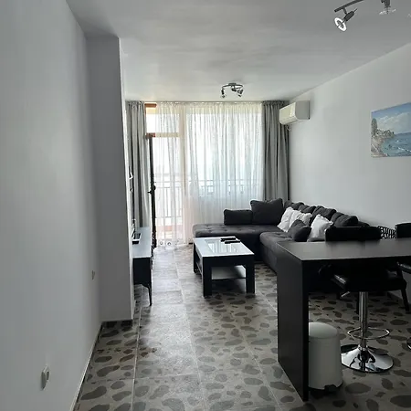 Roman Apartment Daire Tsarevo